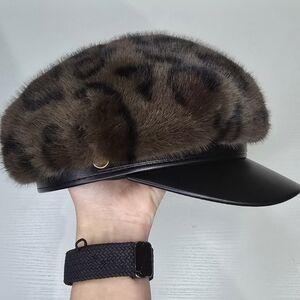 Womens House Of Harlow Faux Fur Hat NWOT One Size